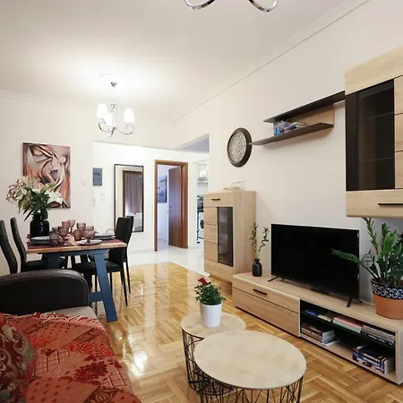 Roman Forum Suites Apartment